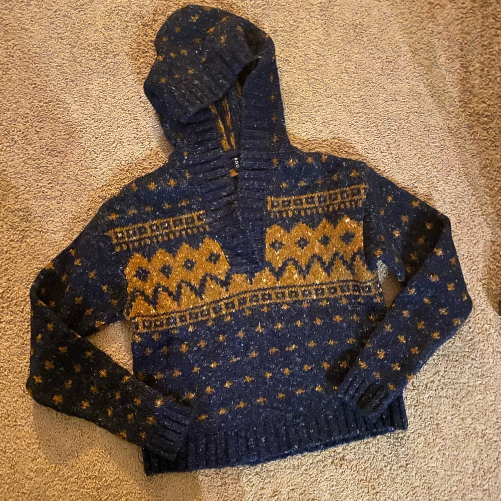 BDG Sweater